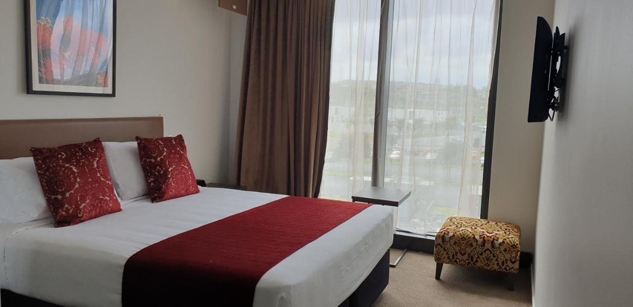 Ramada Suites By Wyndham Auckland Manukau Pacfic Centre Esterno foto