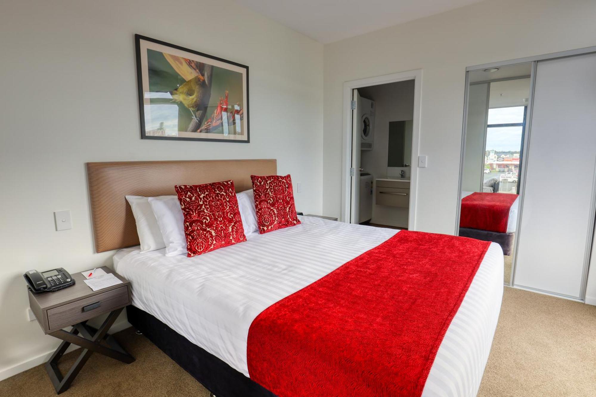 Ramada Suites By Wyndham Auckland Manukau Pacfic Centre Esterno foto